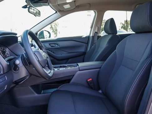 New 2026 Nissan Rogue S image 18