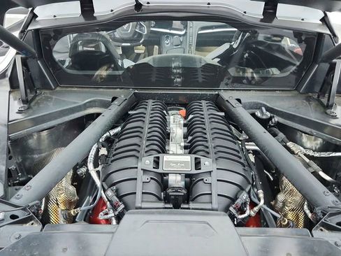 Used 2023 Chevrolet Corvette Z06 RWD image 15