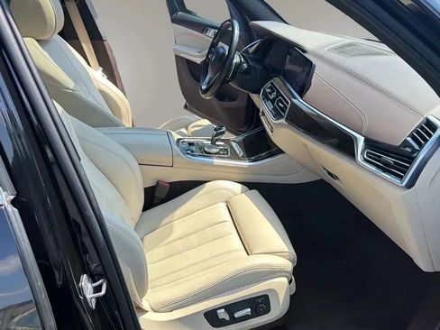 Used 2019 BMW X5 xDrive40i w/ Convenience Package AWD/4WD image 16