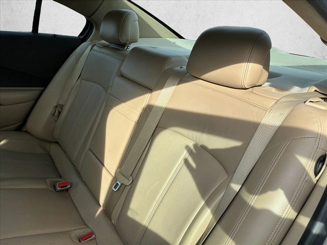 Used 2013 Buick LaCrosse Leather FWD image 15