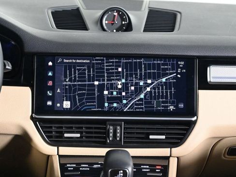 Certified 2023 Porsche Cayenne Platinum Edition AWD/4WD image 15