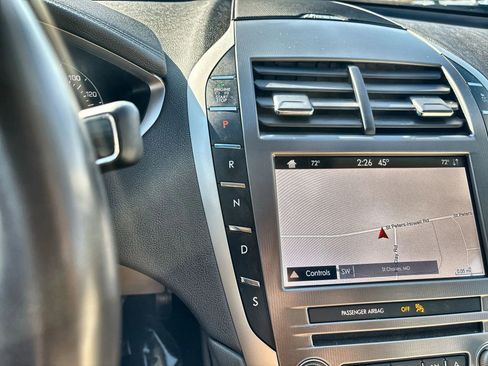 Used 2019 Lincoln MKZ Reserve FWD image 22