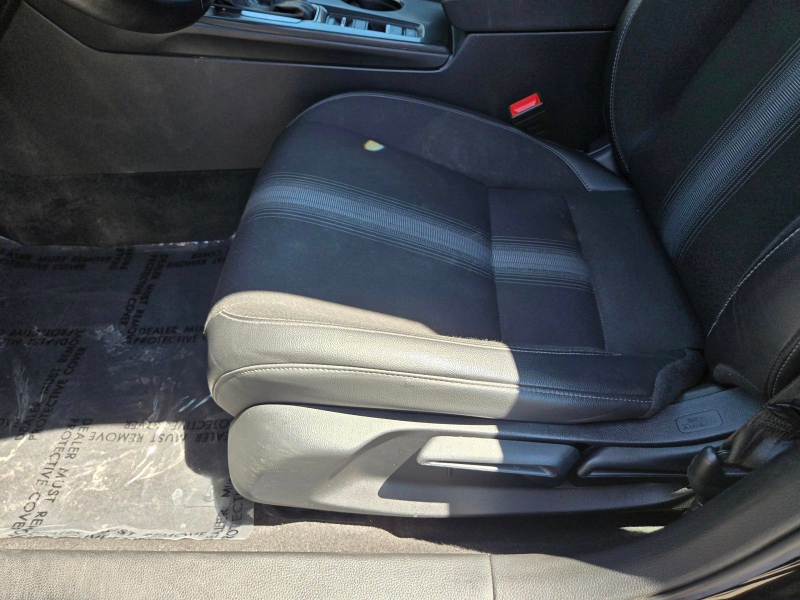 Used 2025 Honda Civic Sport image 10