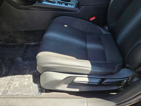 Used 2025 Honda Civic Sport image 10