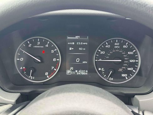 Used 2024 Subaru Crosstrek 2.0i Premium image 27