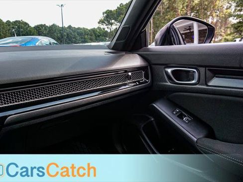 Used 2024 Honda Civic Sport image 32