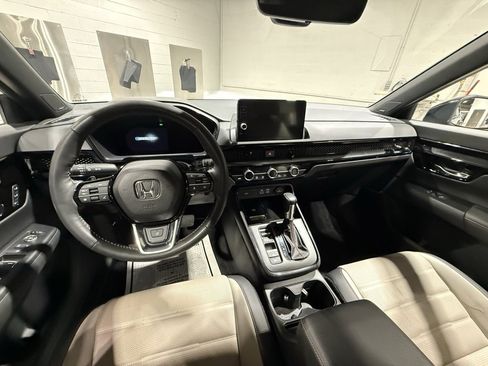 Used 2023 Honda CR-V Sport Touring image 7