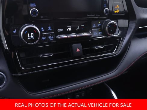 Certified 2021 Toyota Highlander XSE AWD/4WD image 6