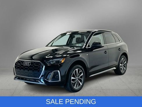 Used 2024 Audi Q5 2.0T Premium w/ Convenience Package AWD/4WD image 1
