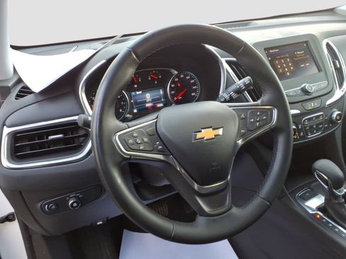 Used 2024 Chevrolet Equinox LT image 12