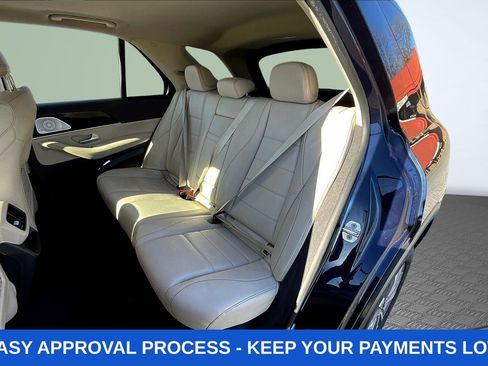 Used 2020 Mercedes-Benz GLE 350 w/ Premium Package image 28