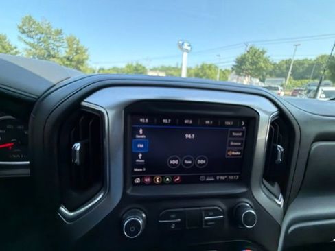 Used 2020 Chevrolet Silverado 2500 LTZ w/ LTZ Premium Package AWD/4WD image 19