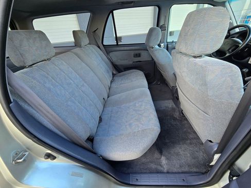 Used 2000 Toyota 4Runner SR5 image 17