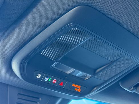 Used 2026 Chevrolet Equinox EV LT image 24