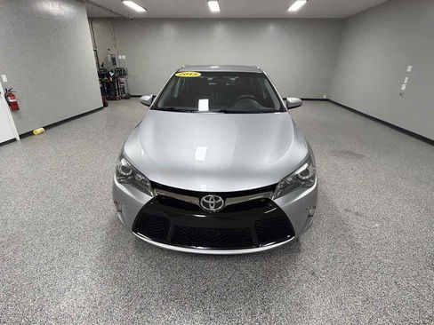 Used 2015 Toyota Camry SE image 8