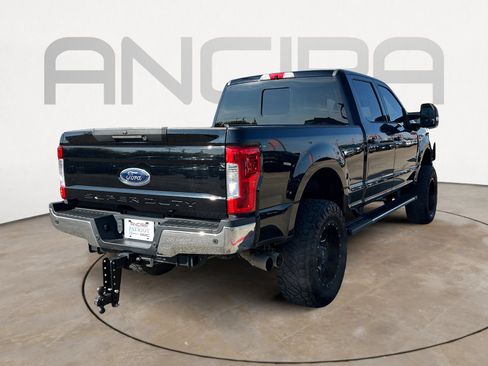 Used 2017 Ford F250 Lariat w/ Lariat Ultimate Package image 10