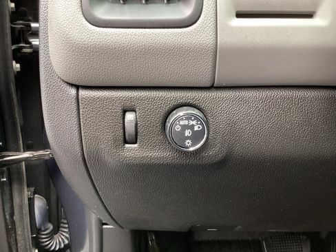 Used 2019 Chevrolet Colorado LT w/ LT Convenience Package RWD image 28
