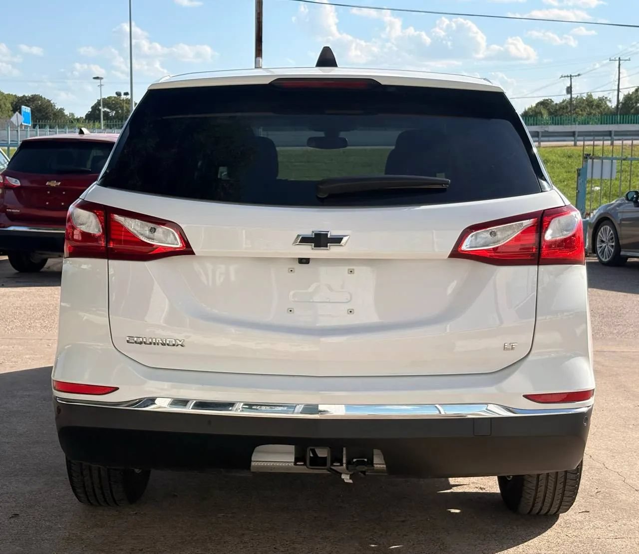 Used 2019 Chevrolet Equinox LT FWD image 4