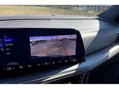 Used 2026 Chevrolet Tahoe Z71 w/ Z71 Off-Road Package image 22