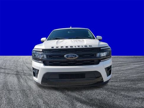 Certified 2023 Ford Expedition Max Limited RWD image 9