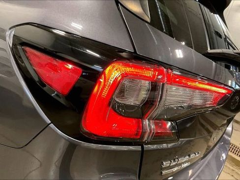 Used 2022 Subaru Outback Premium image 29