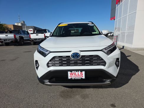 Used 2023 Toyota RAV4 Limited AWD/4WD image 6