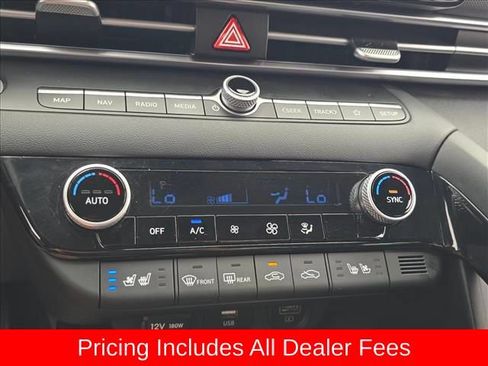 Certified 2023 Hyundai Elantra Limited FWD image 19