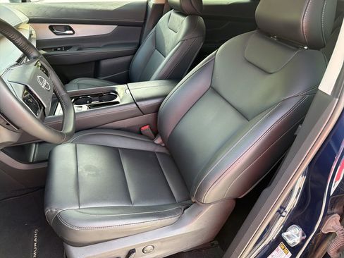 Certified 2025 Nissan Murano SL w/ Cargo Package AWD/4WD image 20
