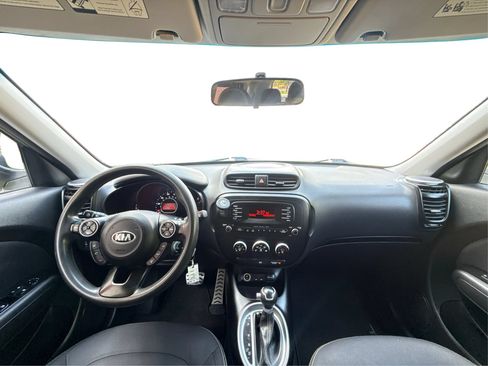 Used 2014 Kia Soul + FWD image 24