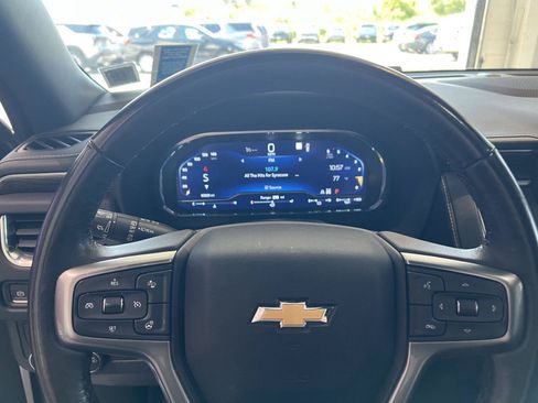 Used 2023 Chevrolet Tahoe Premier AWD/4WD image 23