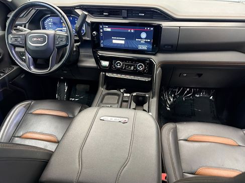 Used 2024 GMC Sierra 2500 AT4 w/ AT4 Premium Plus Package AWD/4WD image 12