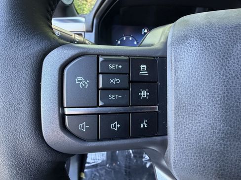 Used 2024 Ford F150 Lariat w/ Equipment Group 502A High AWD/4WD image 19