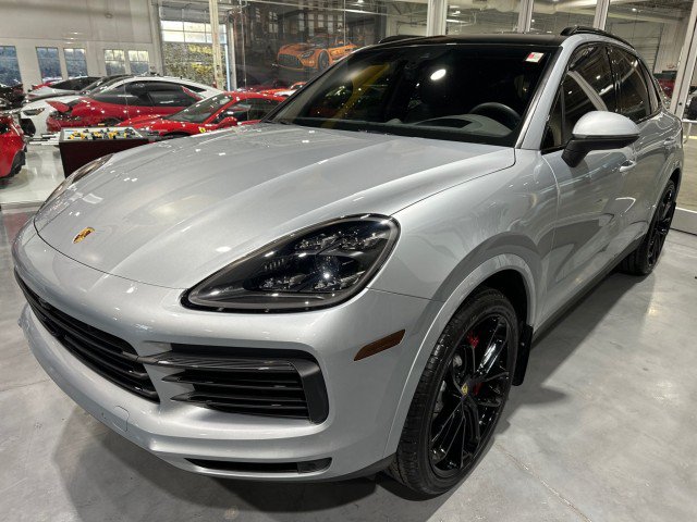 Used 2021 Porsche Cayenne AWD/4WD image 11