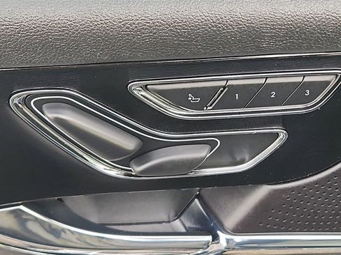 Used 2025 Lincoln Corsair FWD image 16