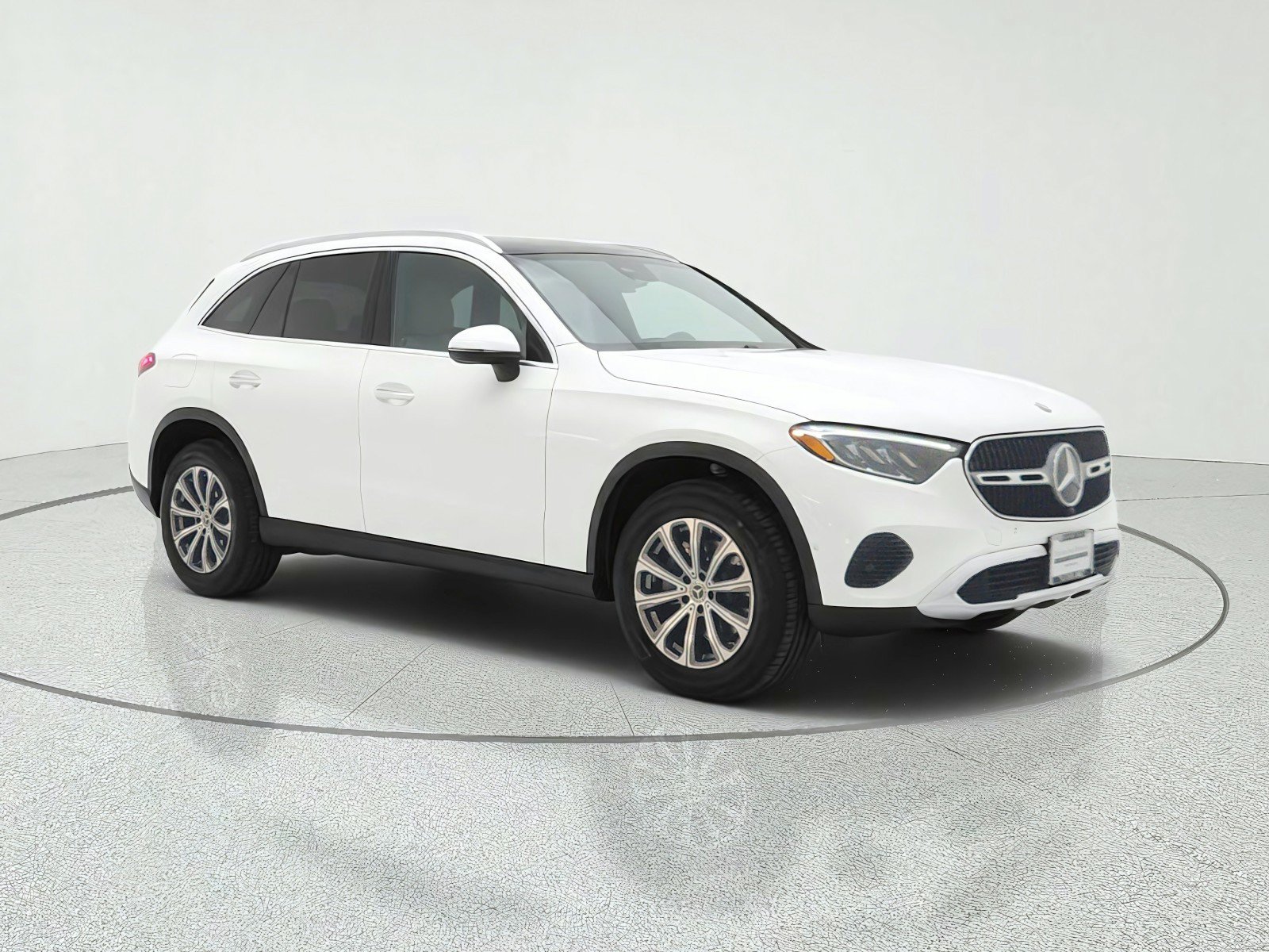Certified 2026 Mercedes-Benz GLC 300 4MATIC image 3