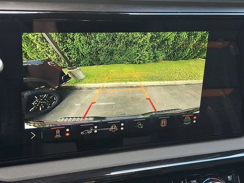 New 2026 Chevrolet Blazer LT w/ Convenience Package AWD/4WD image 19
