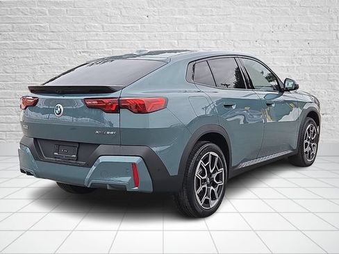 New 2026 BMW X2 xDrive28i w/ Technology Package AWD/4WD image 4