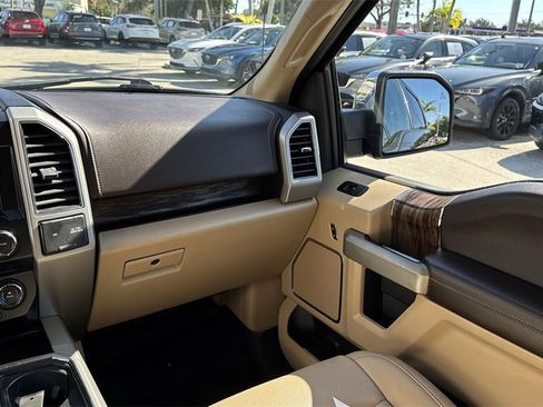 Used 2018 Ford F150 Lariat image 16