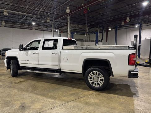 Used 2015 GMC Sierra 3500 Denali image 18