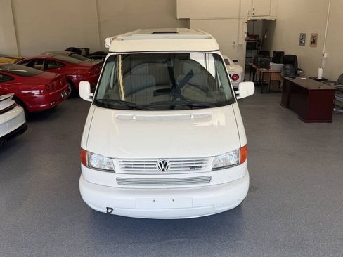 Used 1997 Volkswagen Eurovan Camper FWD image 3