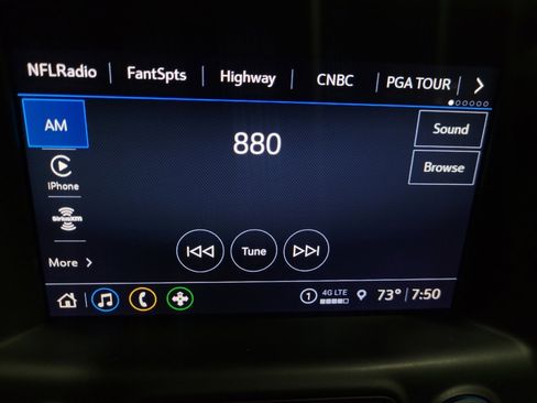 Used 2022 GMC Terrain SLT AWD/4WD image 25