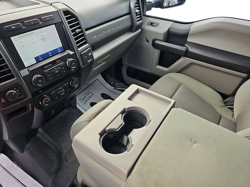 Used 2021 Ford F250 XL w/ STX Appearance Package AWD/4WD image 24