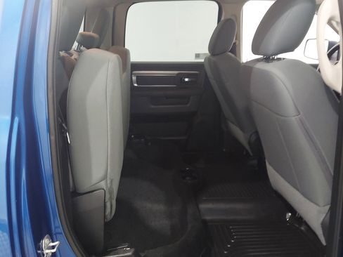 Used 2016 RAM 1500 Classic SLT AWD/4WD image 16