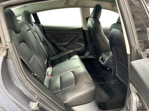 Certified 2023 Tesla Model 3 Standard Range RWD image 11