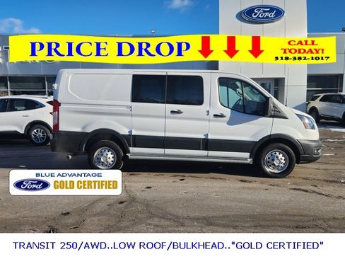 Used 2023 Ford Transit 250 Low Roof AWD w/ Exterior Upgrade Package image 3