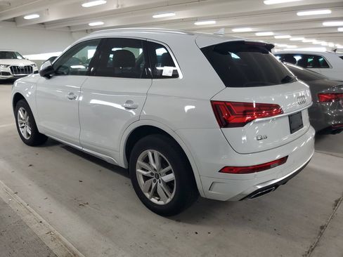 Used 2023 Audi Q5 2.0T Premium w/ Convenience Package AWD/4WD image 4