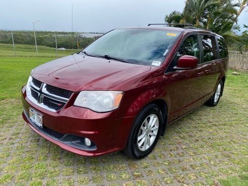 Used 2019 Dodge Grand Caravan SXT w/ Mopar Premium Addition Group image 21