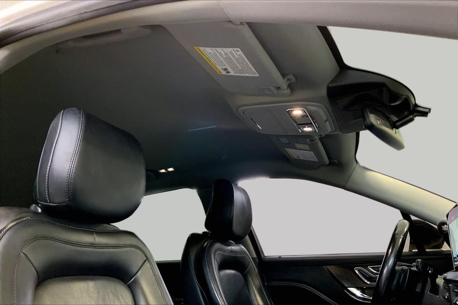 Used 2020 Lincoln Corsair AWD w/ Equipment Group 101A image 13