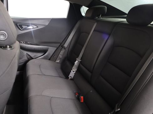 Used 2021 Chevrolet Malibu LT image 28
