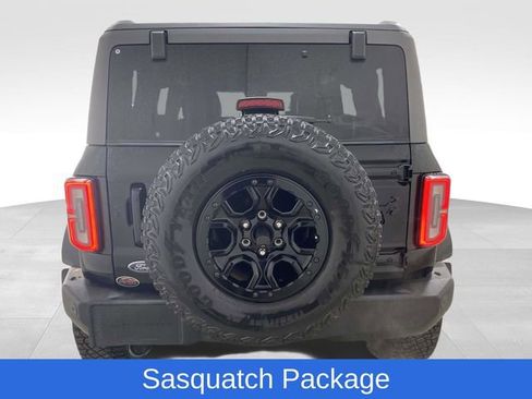 Used 2021 Ford Bronco Wildtrak image 3